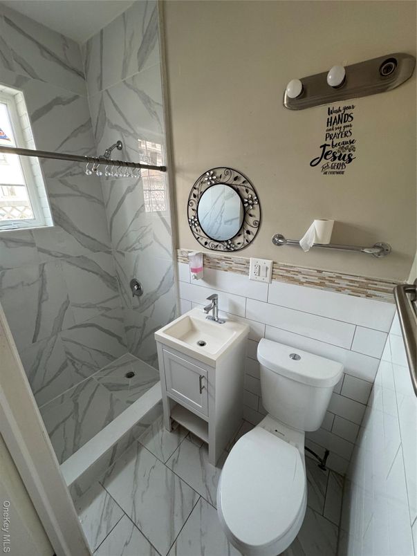 Bathroom, Interior, Marble, Marble Walls