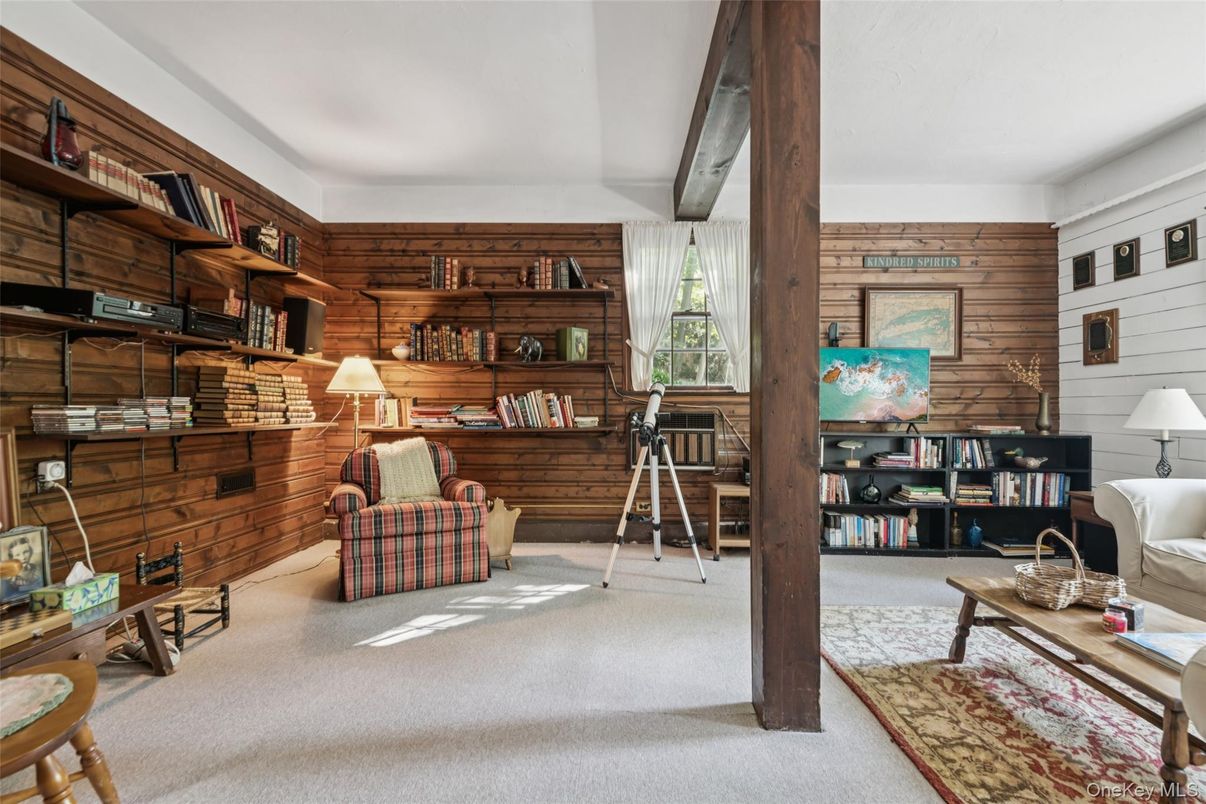 Interior, Wooden Walls