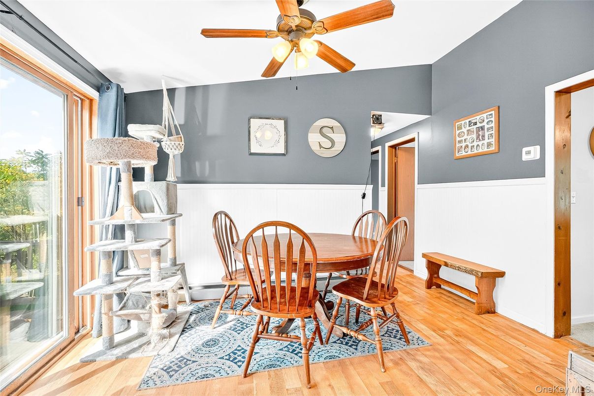 Dining room, Interior, Wood Texture Flooring