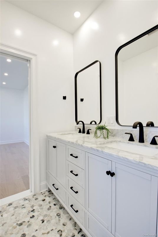 Bathroom, Dual Sink Vanities, Interior, Recessed Lighting, Wood Texture Flooring
