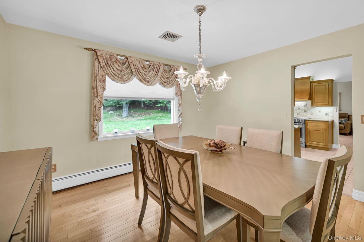 Chandelier, Dining room, Interior, Kitchen, Wood Texture Flooring