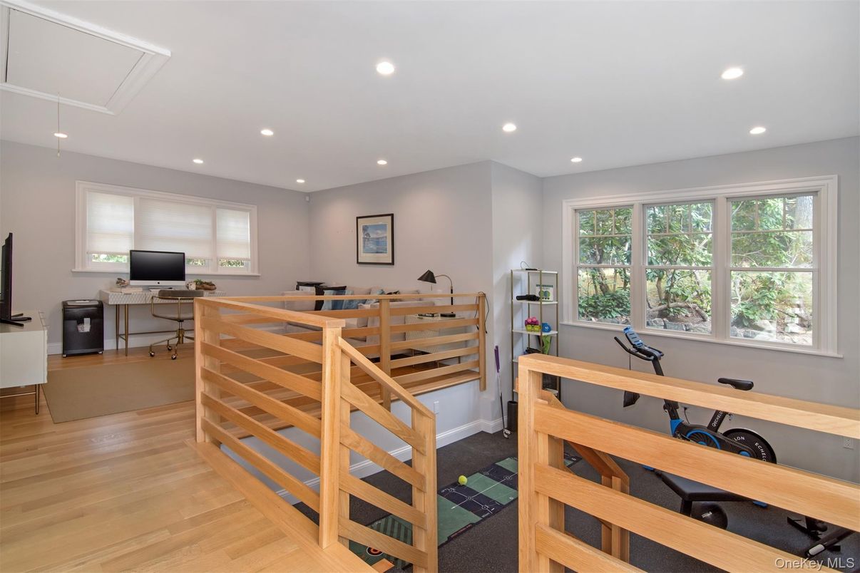 Fitness Equipment, Home Office, Interior, Recessed Lighting, Wood Texture Flooring