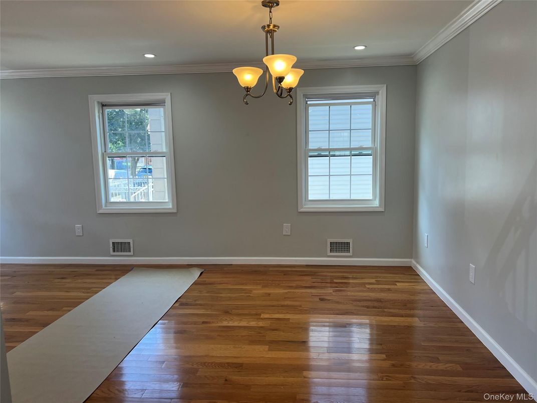 Empty room, Interior, Pendant Lights, Recessed Lighting, Wood Texture Flooring