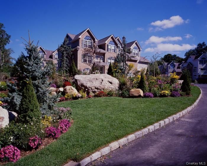 Exterior, Facade, French Provincial