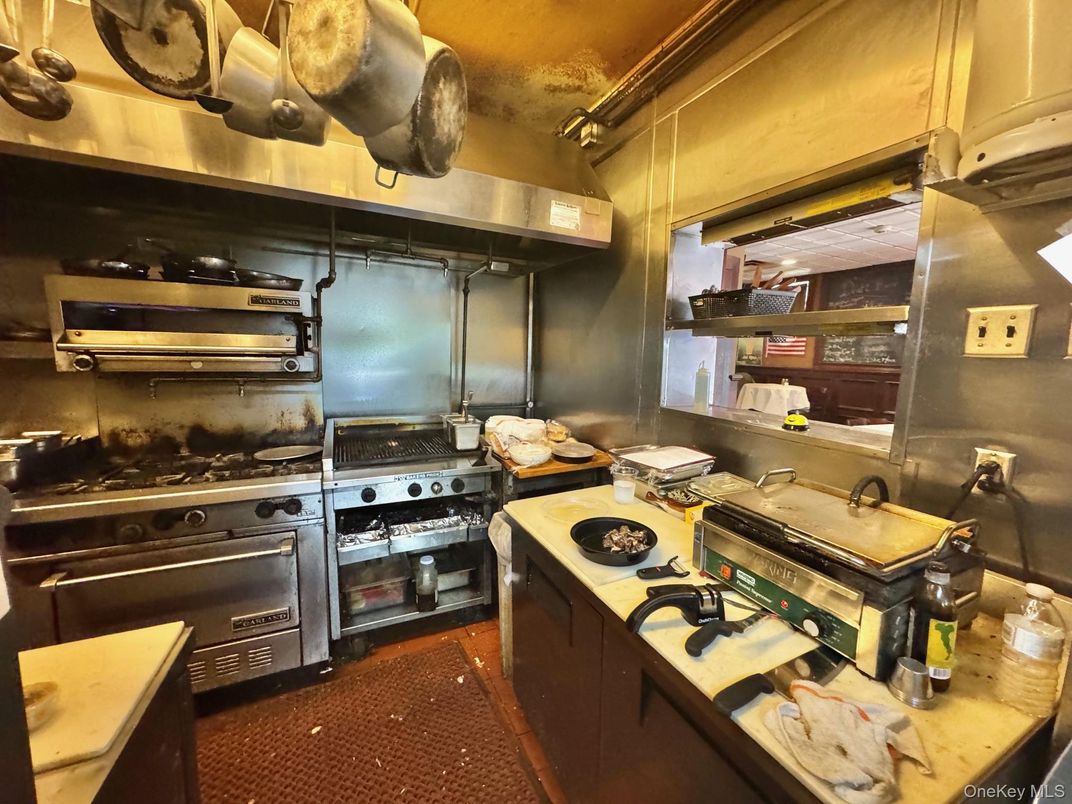 Interior, Kitchen, Stainless Steel Appliances