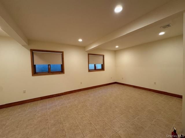 Empty room, Interior, Recessed Lighting