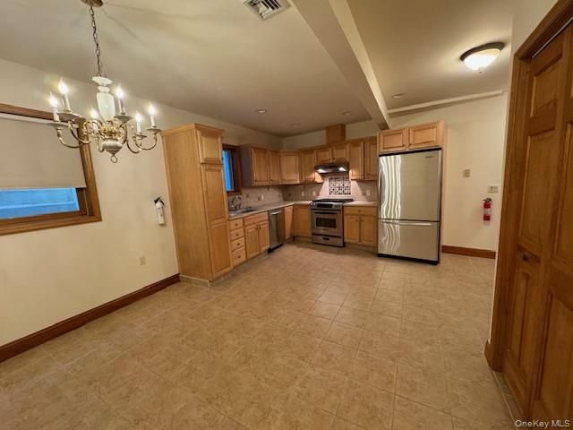 Chandelier, Interior, Kitchen, Recessed Lighting, Stainless Steel Appliances