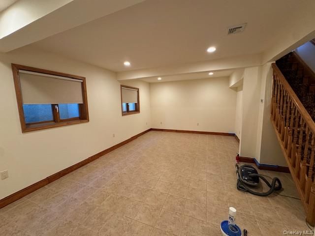 Empty room, Interior, Recessed Lighting
