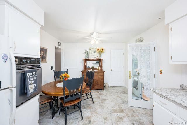 Dining room, Interior, Kitchen