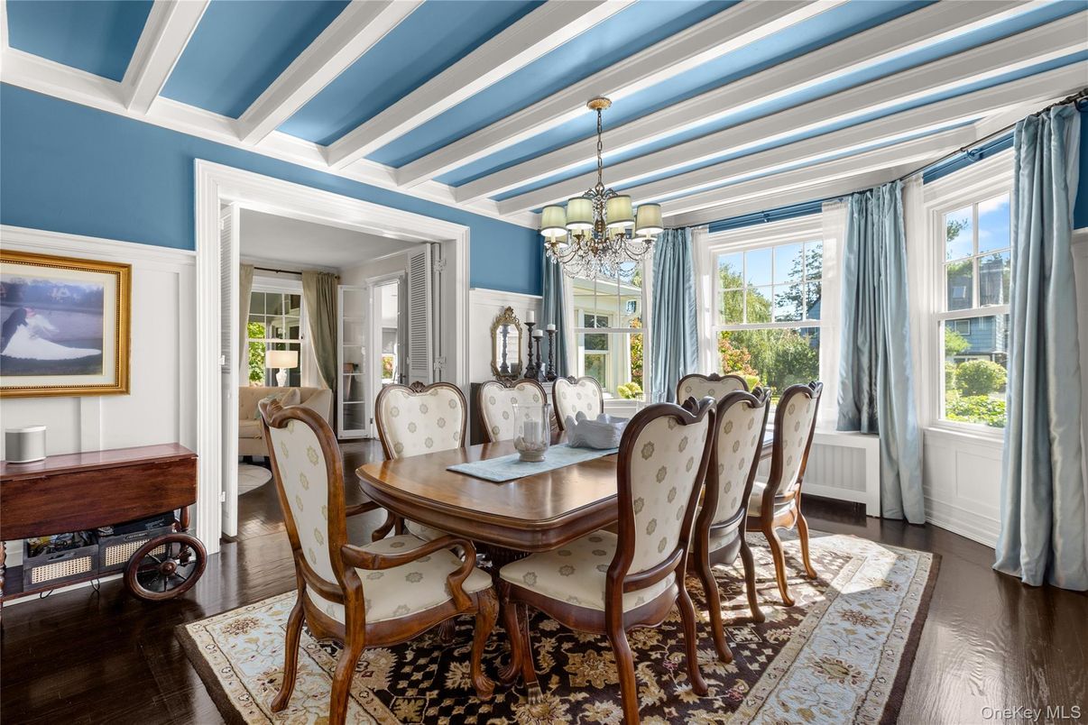 Chandelier, Dining room, Interior, Wood Texture Flooring
