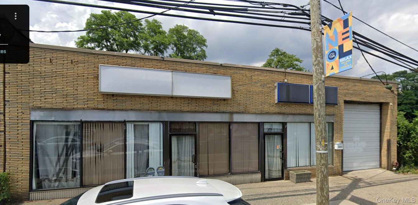Exterior, Facade, Brick Facade, Modern