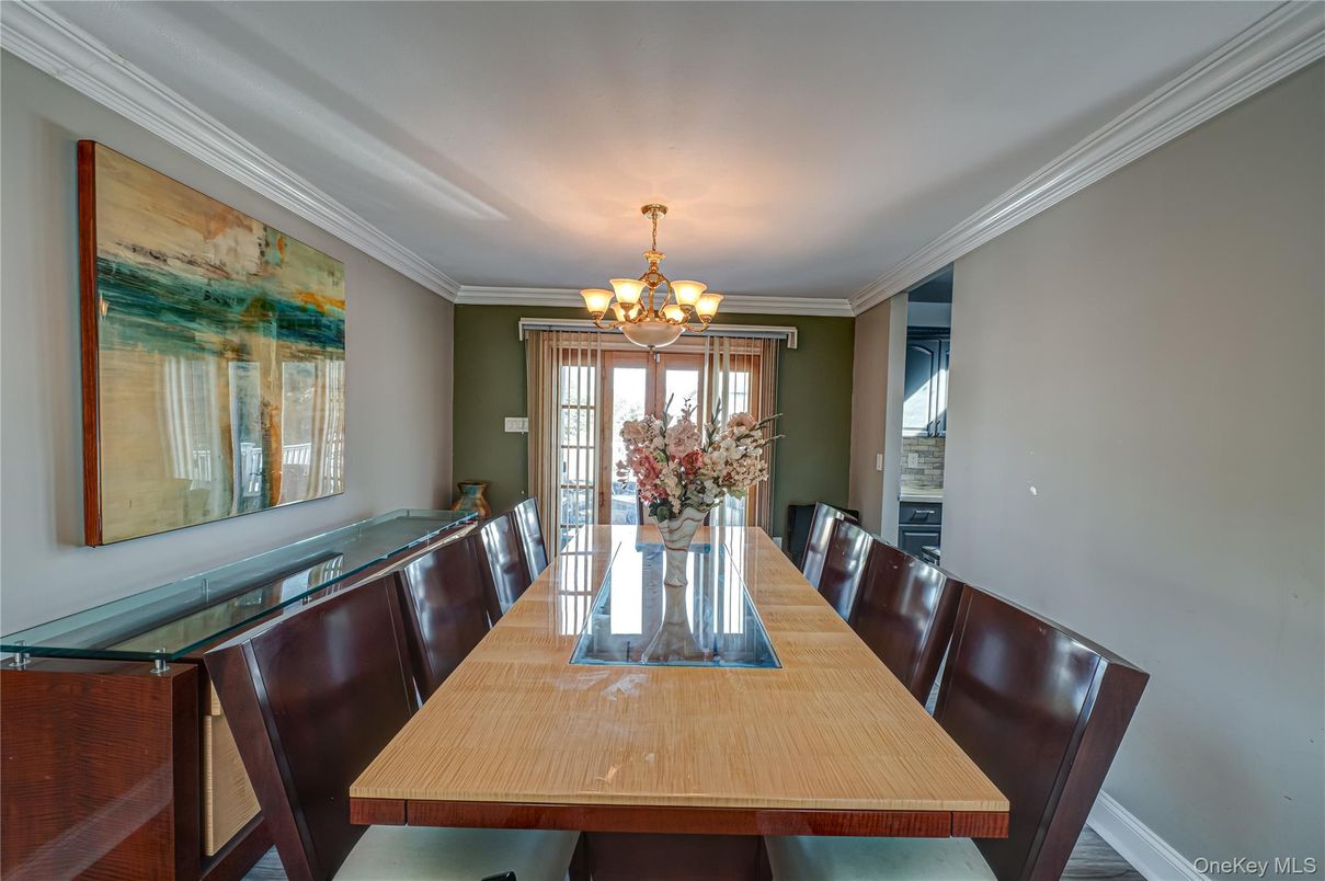 Chandelier, Dining room, Interior