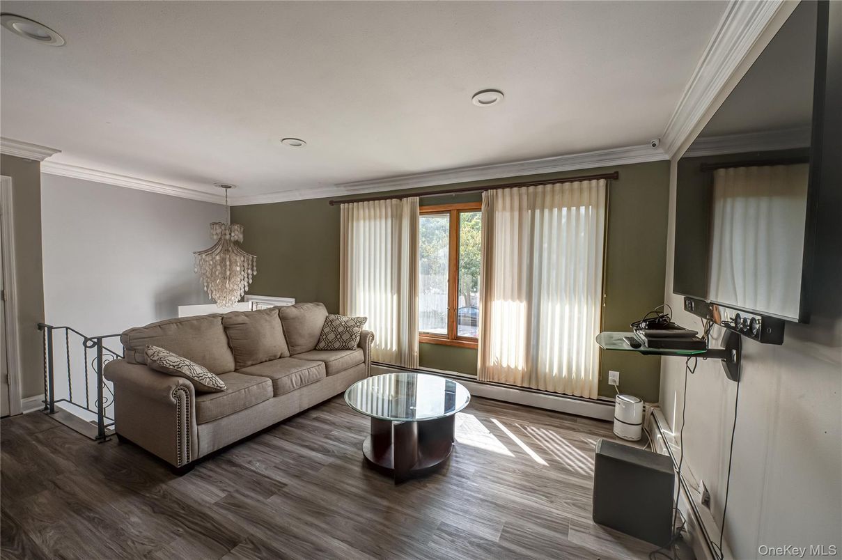 Chandelier, Interior, Living room, Recessed Lighting, Wood Texture Flooring