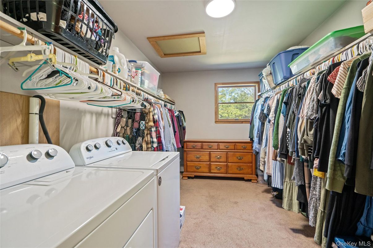 Interior, Walk-in Closets, Washer