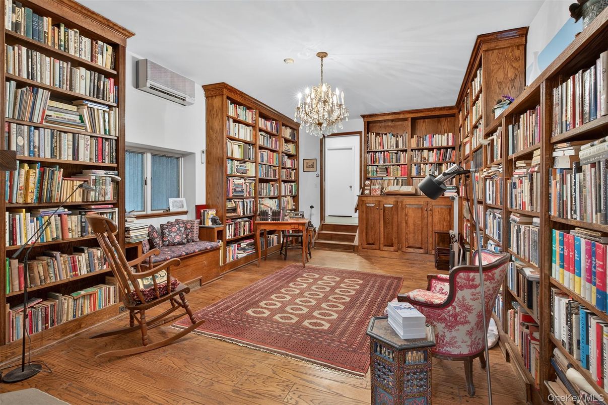 Chandelier, Home Office, Interior, Recessed Lighting, Wood Texture Flooring