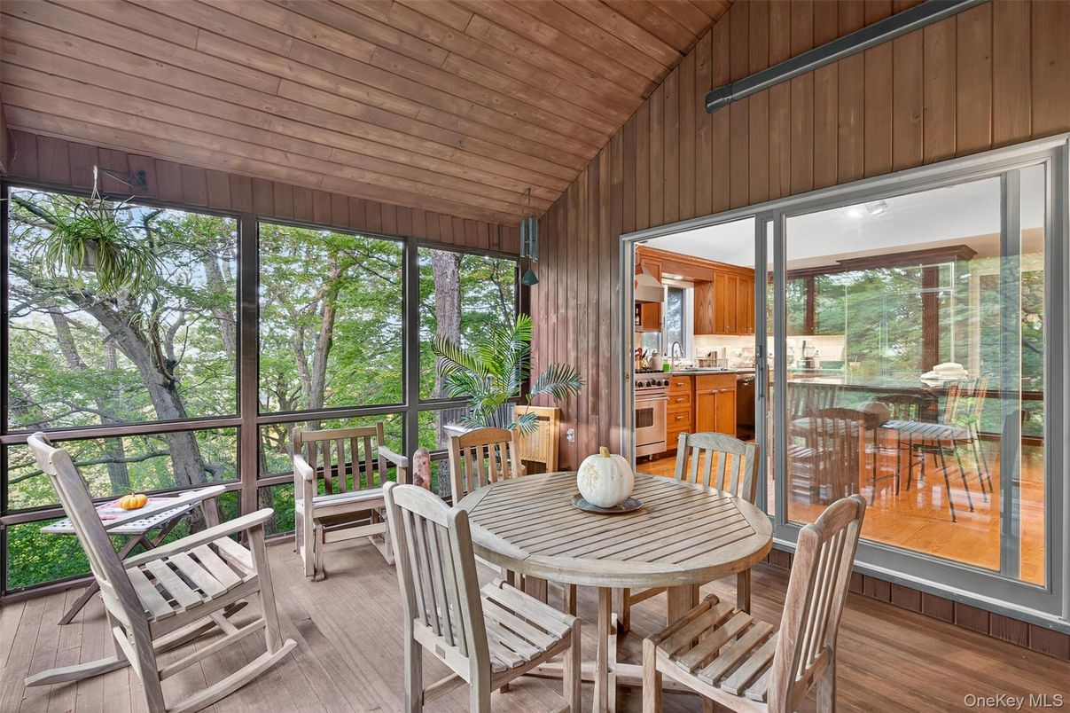 Dining room, Interior, Sun Room, Wooden Ceilings, Wood Texture Flooring