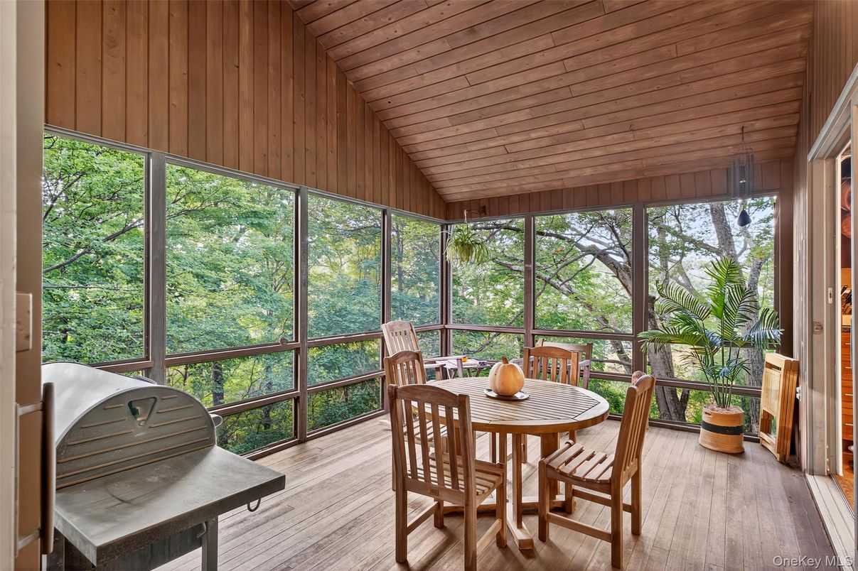 Dining room, Interior, Sun Room, Wooden Ceilings, Wood Texture Flooring
