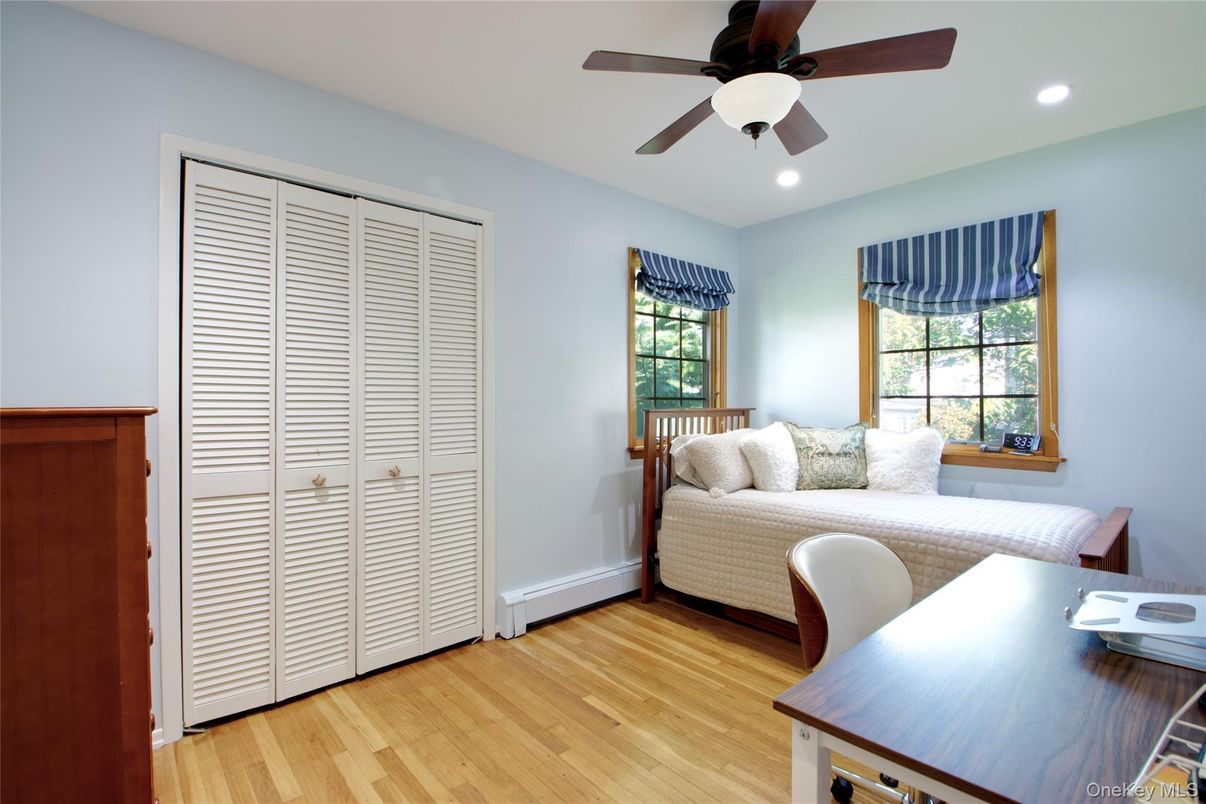 Bedroom, Home Office, Interior, Recessed Lighting, Wood Texture Flooring