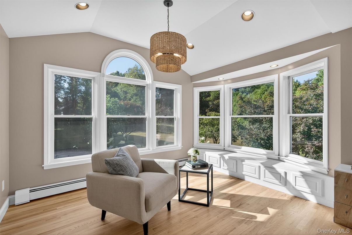 Chandelier, Interior, Recessed Lighting, Wood Texture Flooring