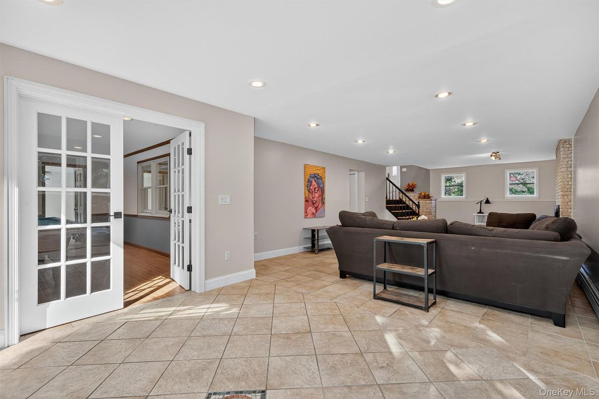 Interior, Living room, Recessed Lighting