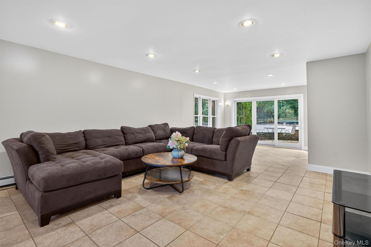 Interior, Living room, Recessed Lighting