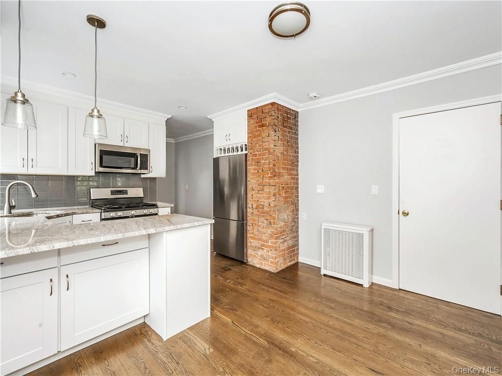 Interior, Kitchen, Pendant Lights, Stainless Steel Appliances, Wood Texture Flooring