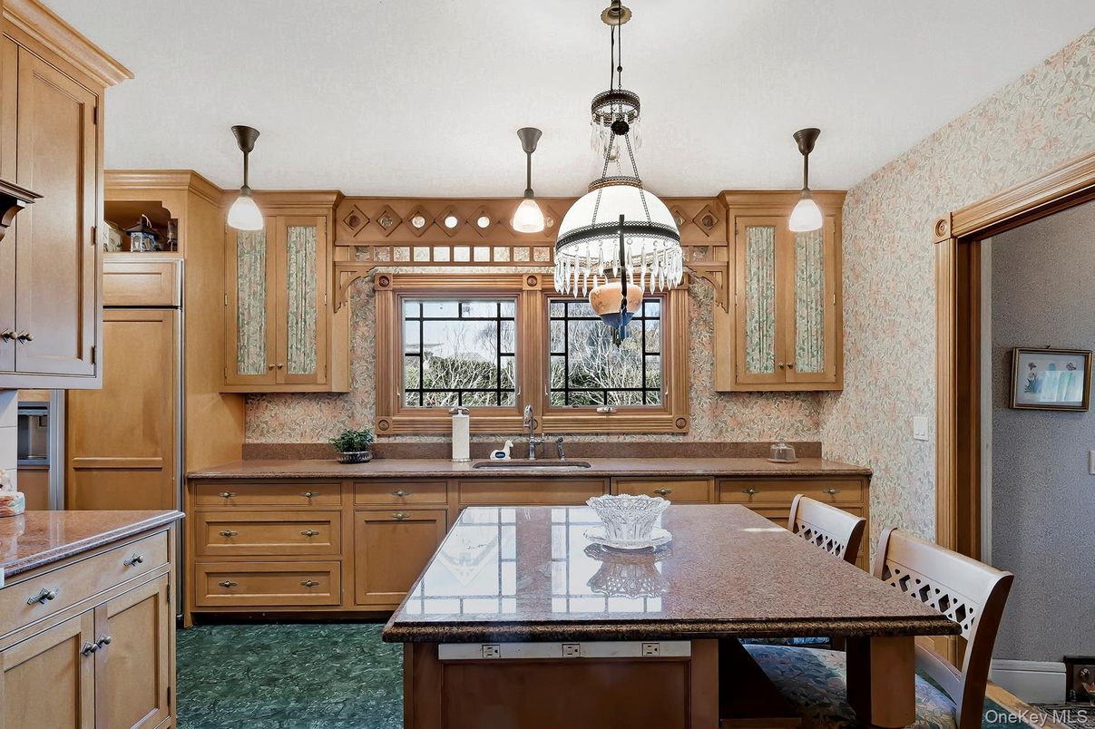 Dining room, Interior, Kitchen, Pendant Lights