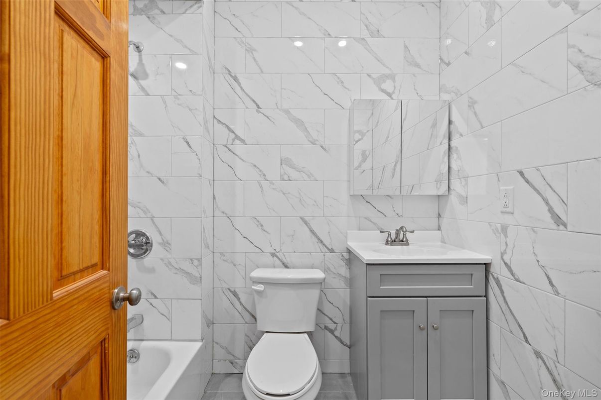 Bathroom, Interior, Marble Walls