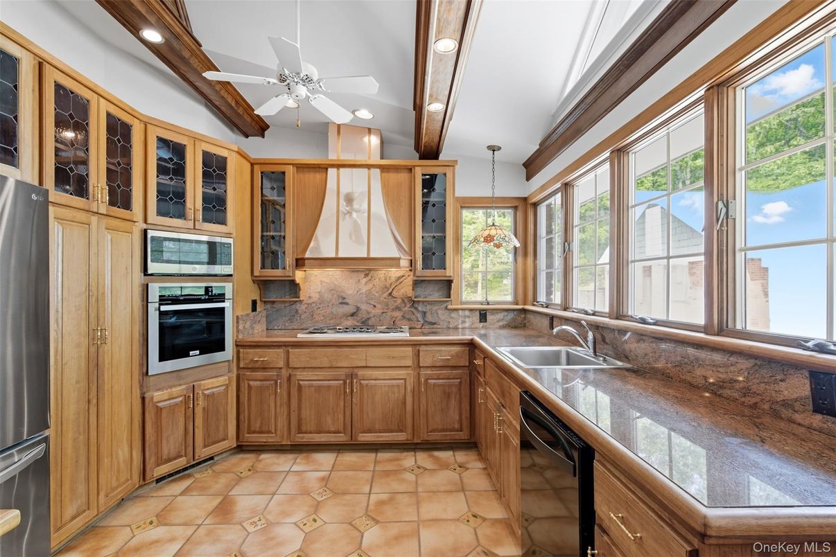 Interior, Kitchen, Recessed Lighting