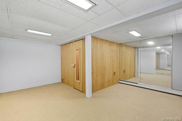 Empty room, Interior, Recessed Lighting, Wooden Walls