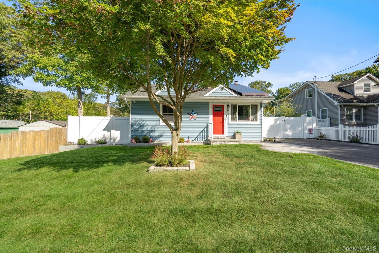Backyard, Exterior, Facade, Solar Panels, None