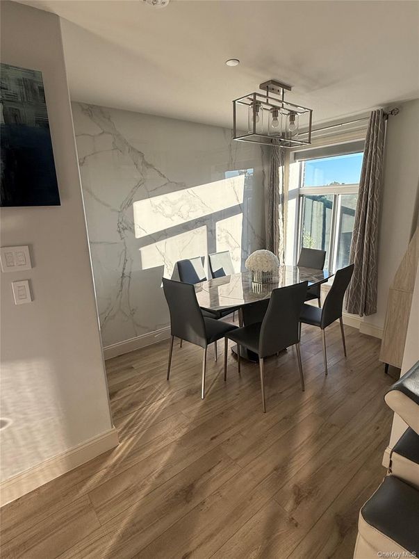 Dining room, Interior, Marble Walls, Recessed Lighting, Wood Texture Flooring