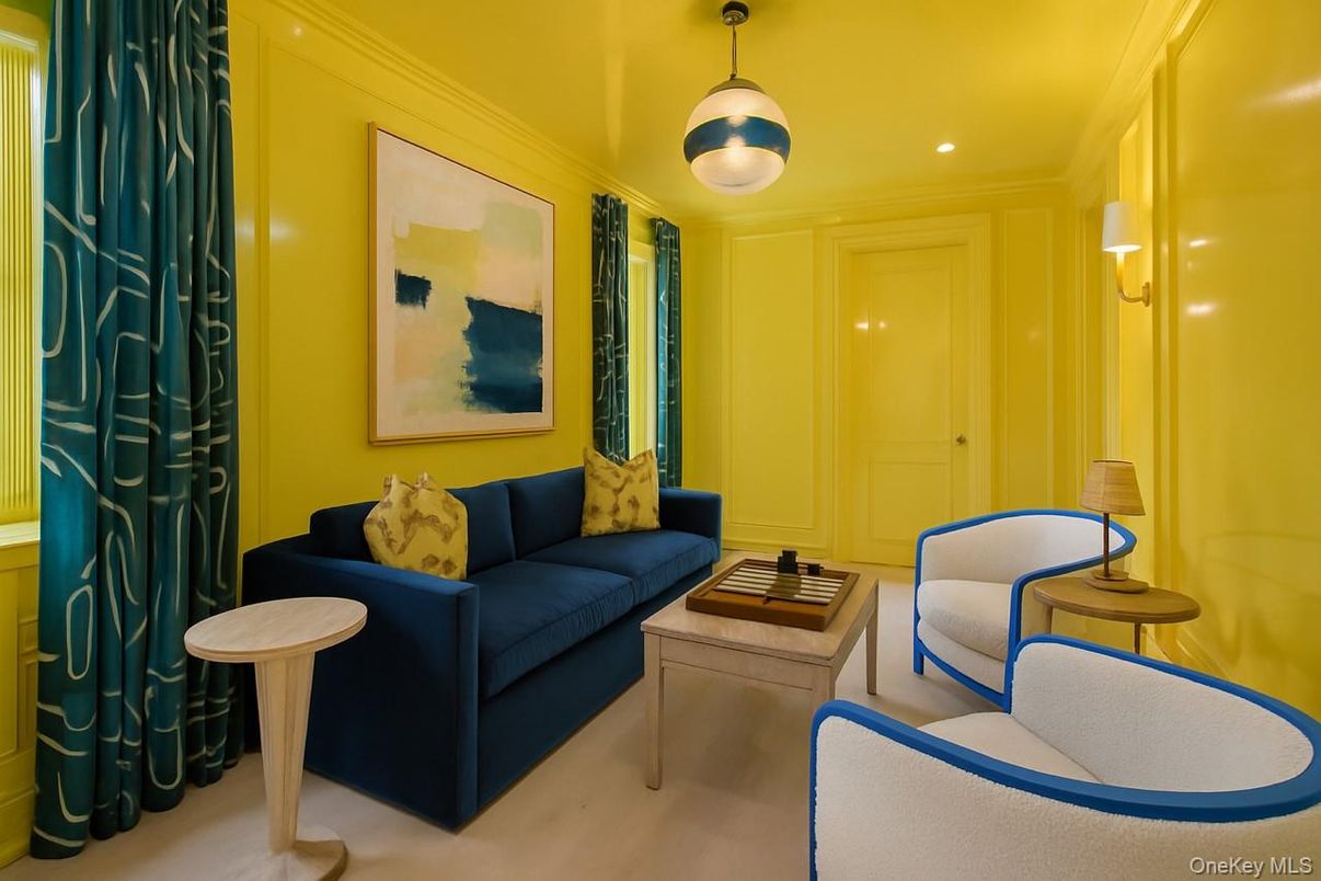 Interior, Living room, Pendant Lights, Recessed Lighting