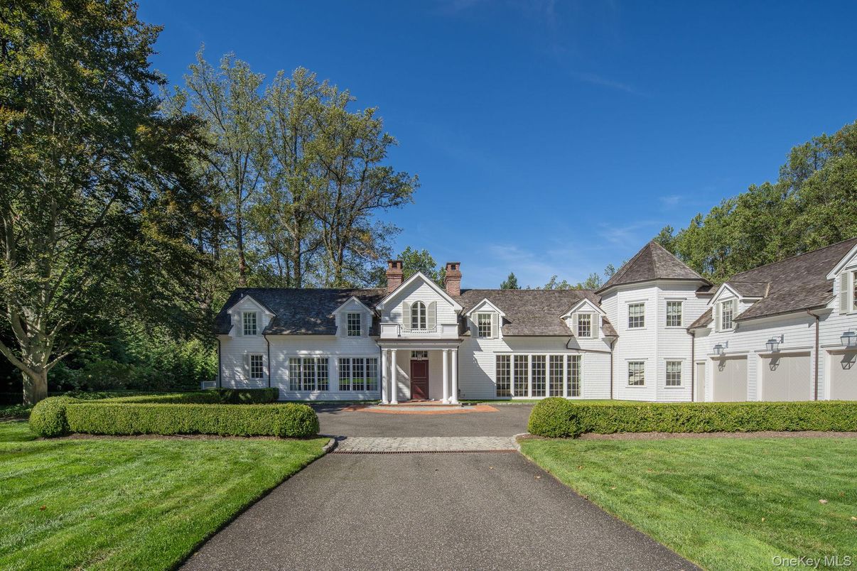 Backyard, Exterior, Facade, Farmhouse