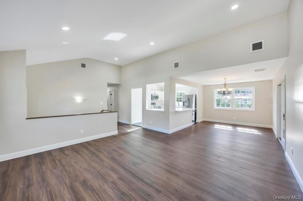 Chandelier, Empty room, Interior, Recessed Lighting, Wood Texture Flooring