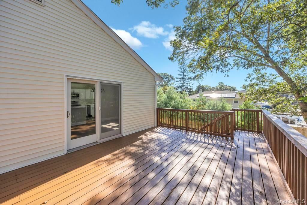 Exterior, Wood Texture Flooring