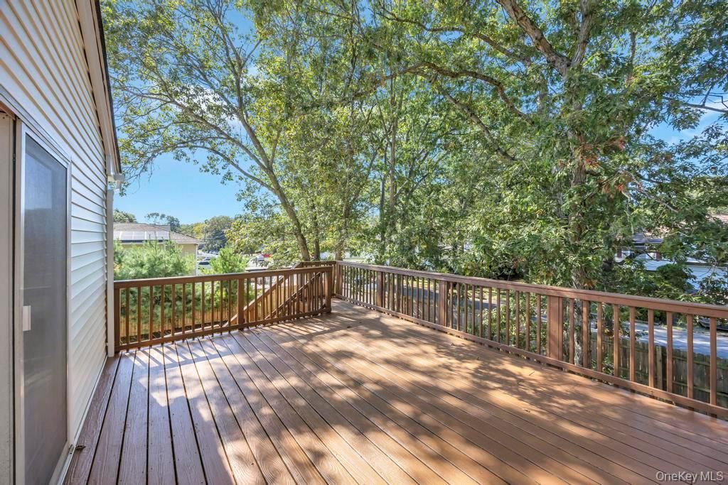 Exterior, Wood Texture Flooring