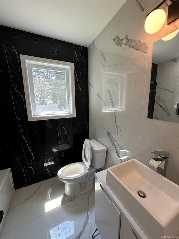 Bathroom, Interior, Marble, Marble Walls