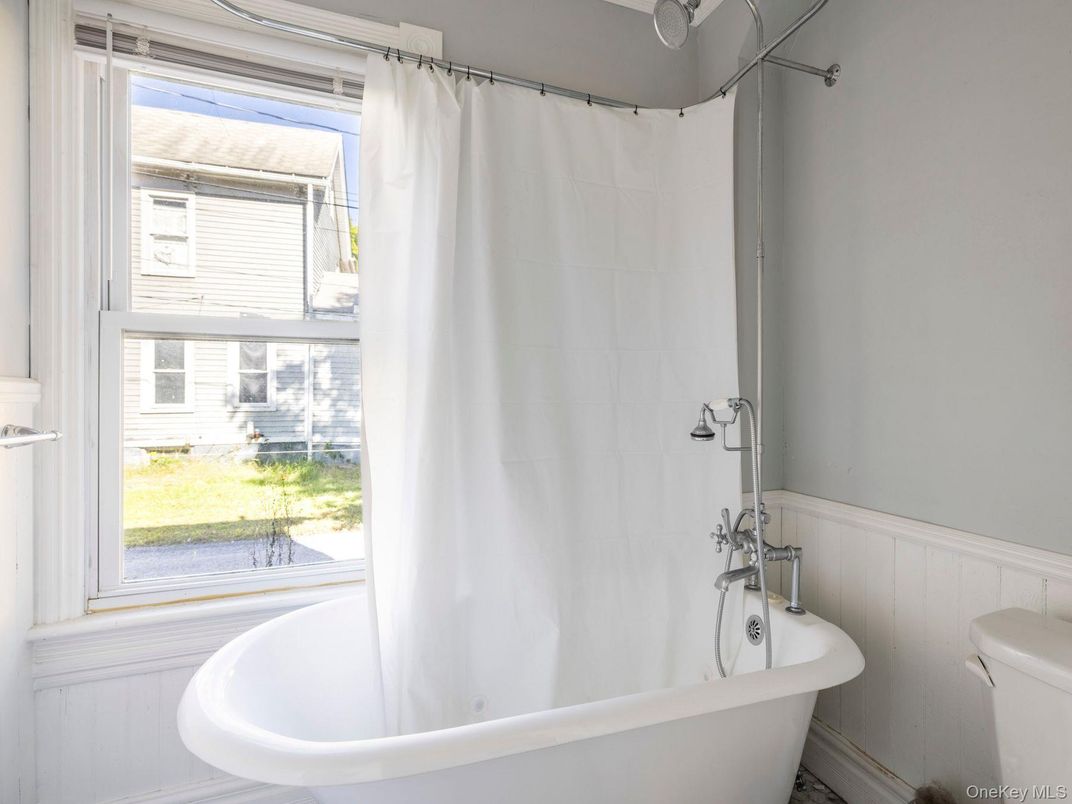 Bathroom, Free Standing Baths, Interior