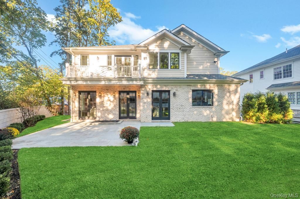 Backyard, Exterior, Facade, Brick Facade, Farmhouse