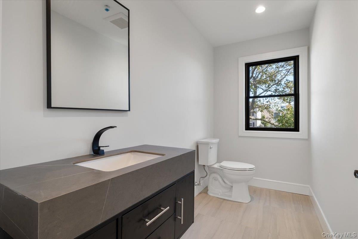 Bathroom, Interior, Recessed Lighting, Wood Texture Flooring