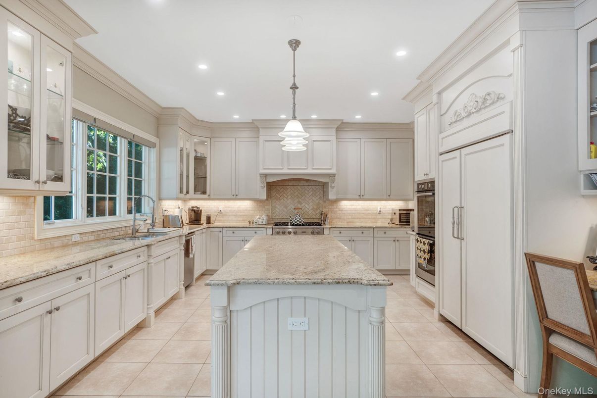 Interior, Kitchen, Pendant Lights, Recessed Lighting