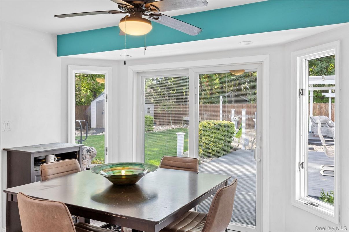 Dining room, Interior