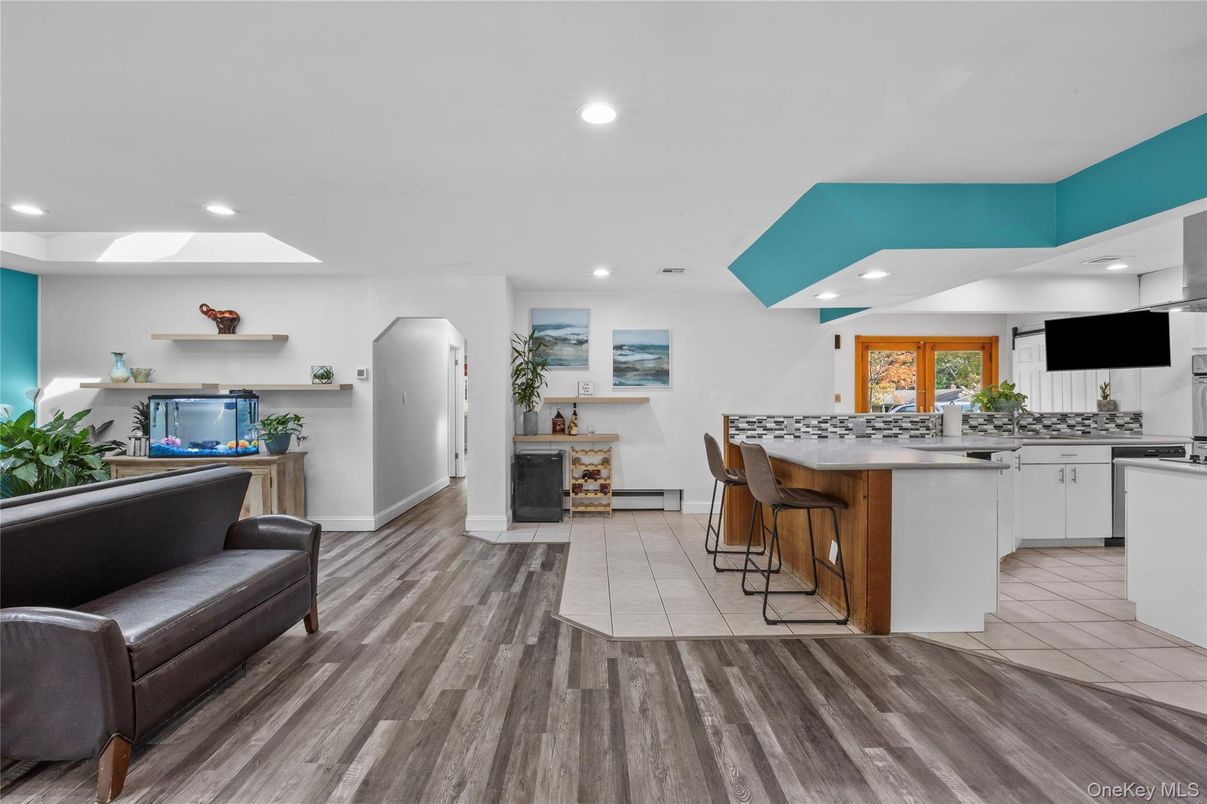 Interior, Kitchen, Recessed Lighting, Wood Texture Flooring