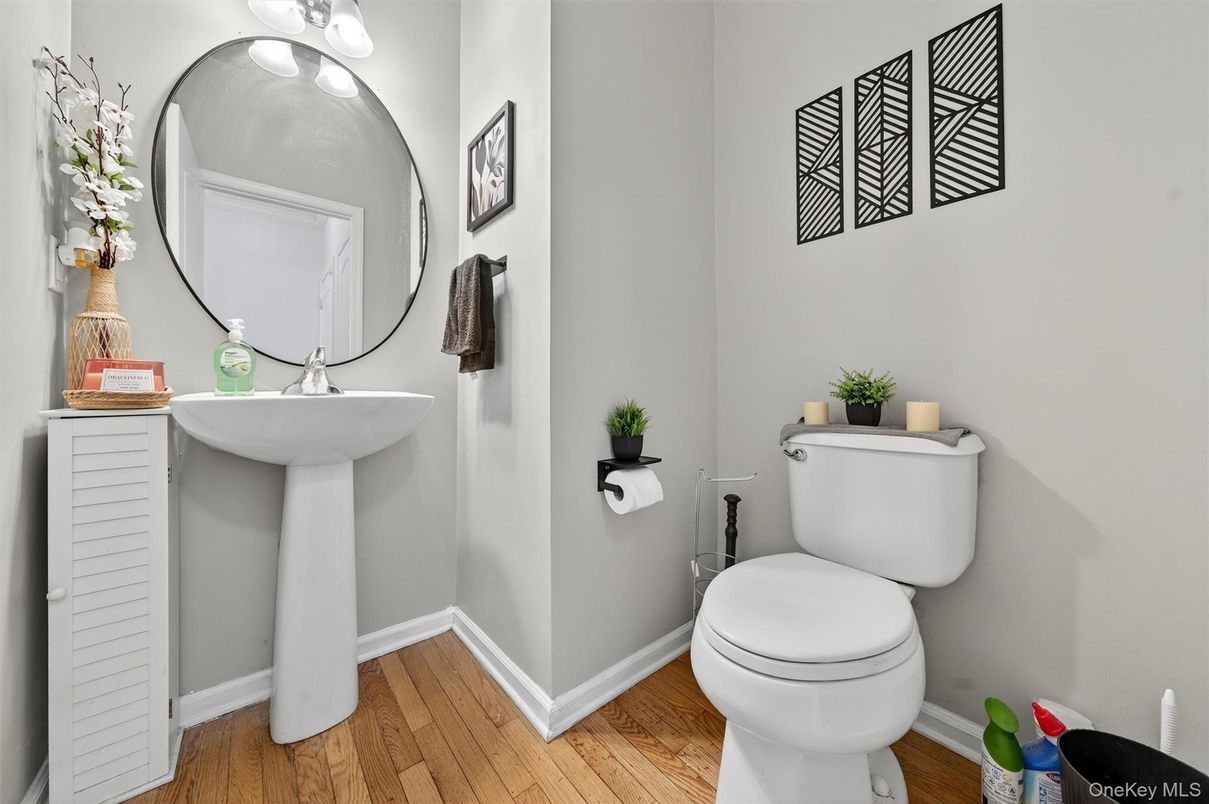 Bathroom, Interior, Wood Texture Flooring