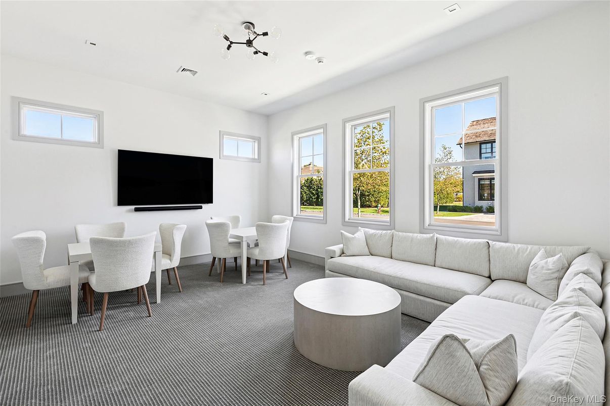 Dining room, Interior, Living room, Recessed Lighting