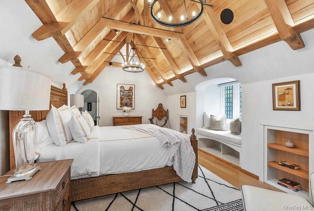 Bedroom, Interior, Pendant Lights, Wooden Beams, Wooden Ceilings, Wood Texture Flooring