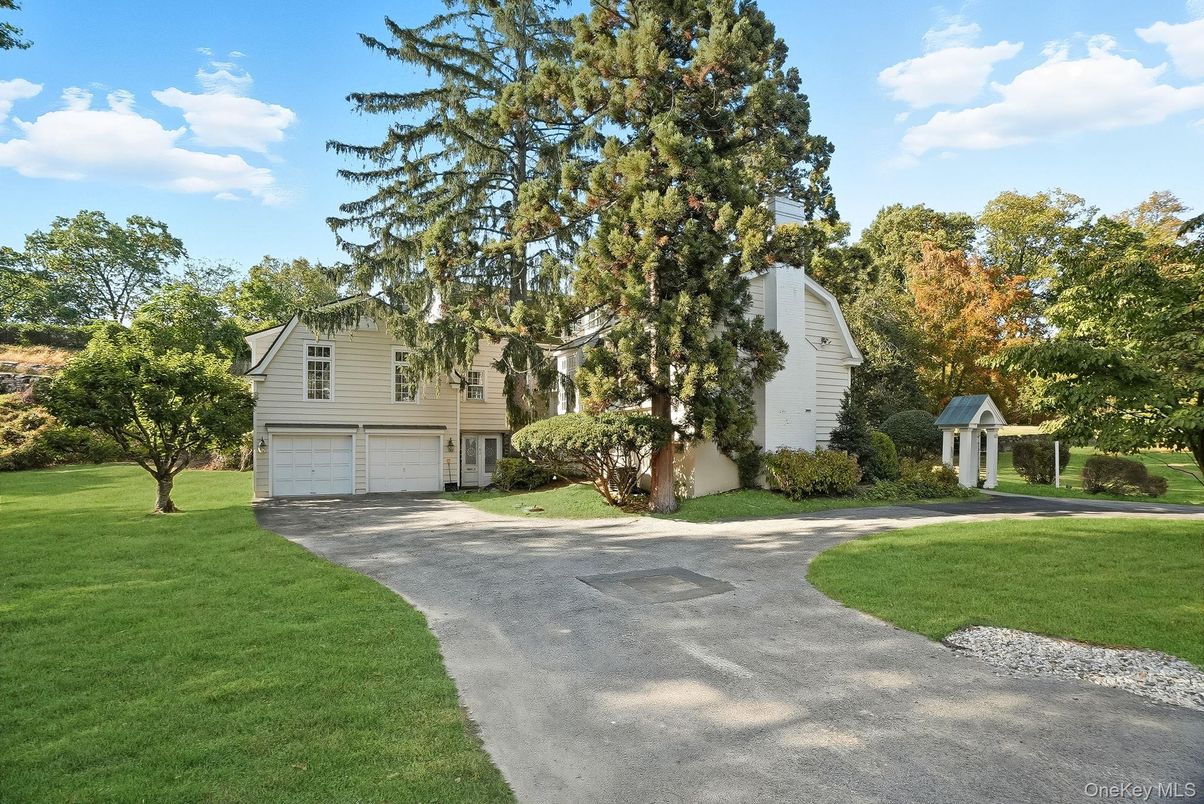 Backyard, Detached Garage, Exterior