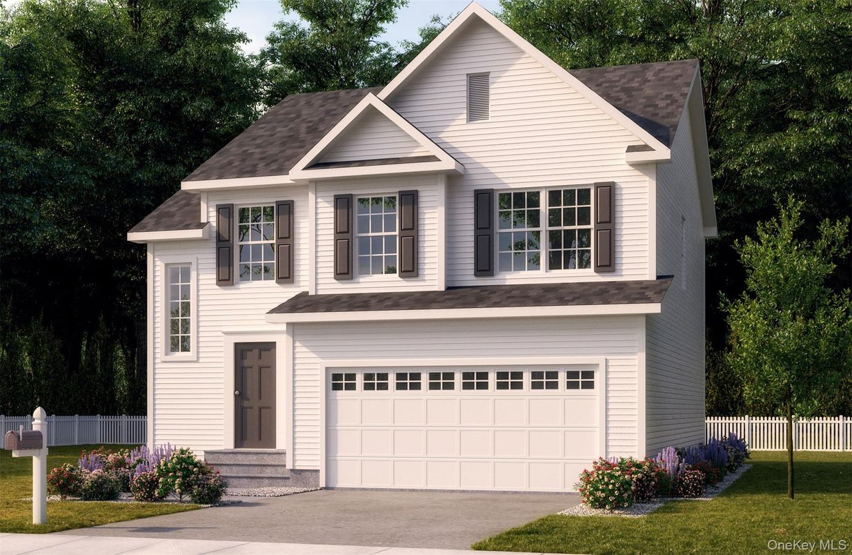 Attached, Exterior, Facade, Farmhouse