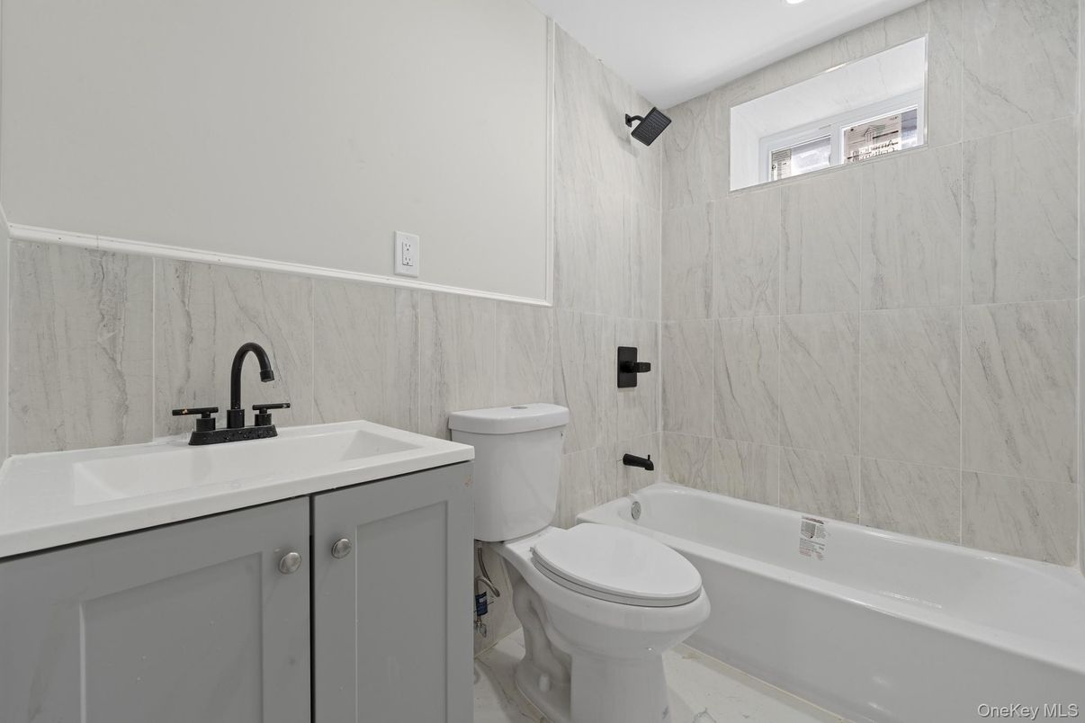 Bathroom, Interior, Marble Walls